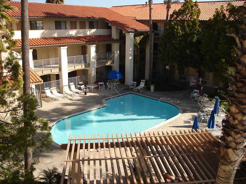 Holiday Inn Express Hotel & Suites Carlsbad Beach By Ihg מראה חיצוני תמונה